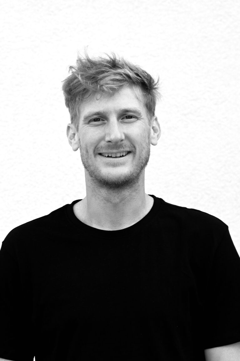 Gregor Hupfauf als E. J. Lofgreen